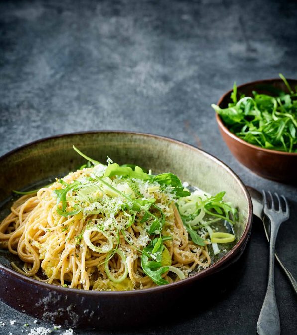 Veggiepasta met fluwelige prei